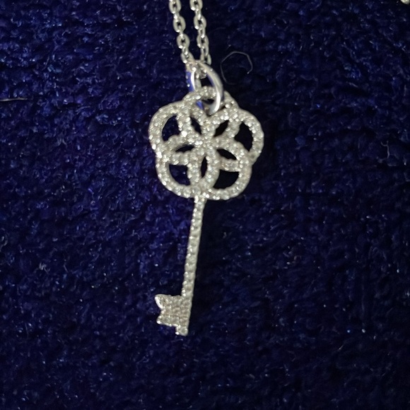 Key Necklace - Picture 2 of 4